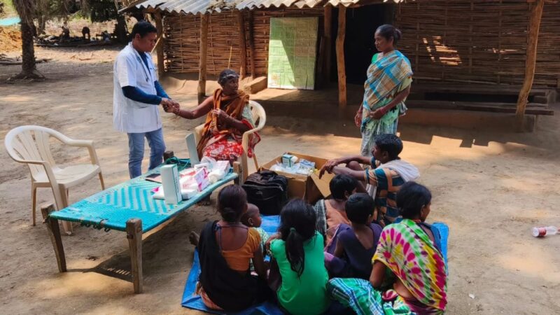 टॉप नक्सल कमांडर हिड़मा के गांव पूवर्ती के लोगों का भी दिल जीता जवानों ने