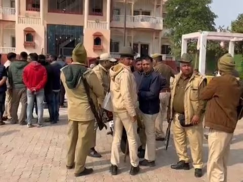 होटल में 500 लोगों का सामूहिक धर्म परिवर्तन, मचा बवाल