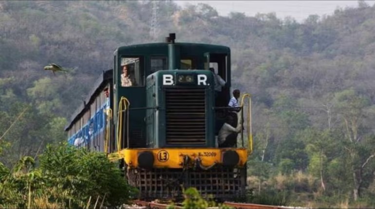 75 साल से यात्री फ्री में कर रहे सफर, नहीं लगता टिकट