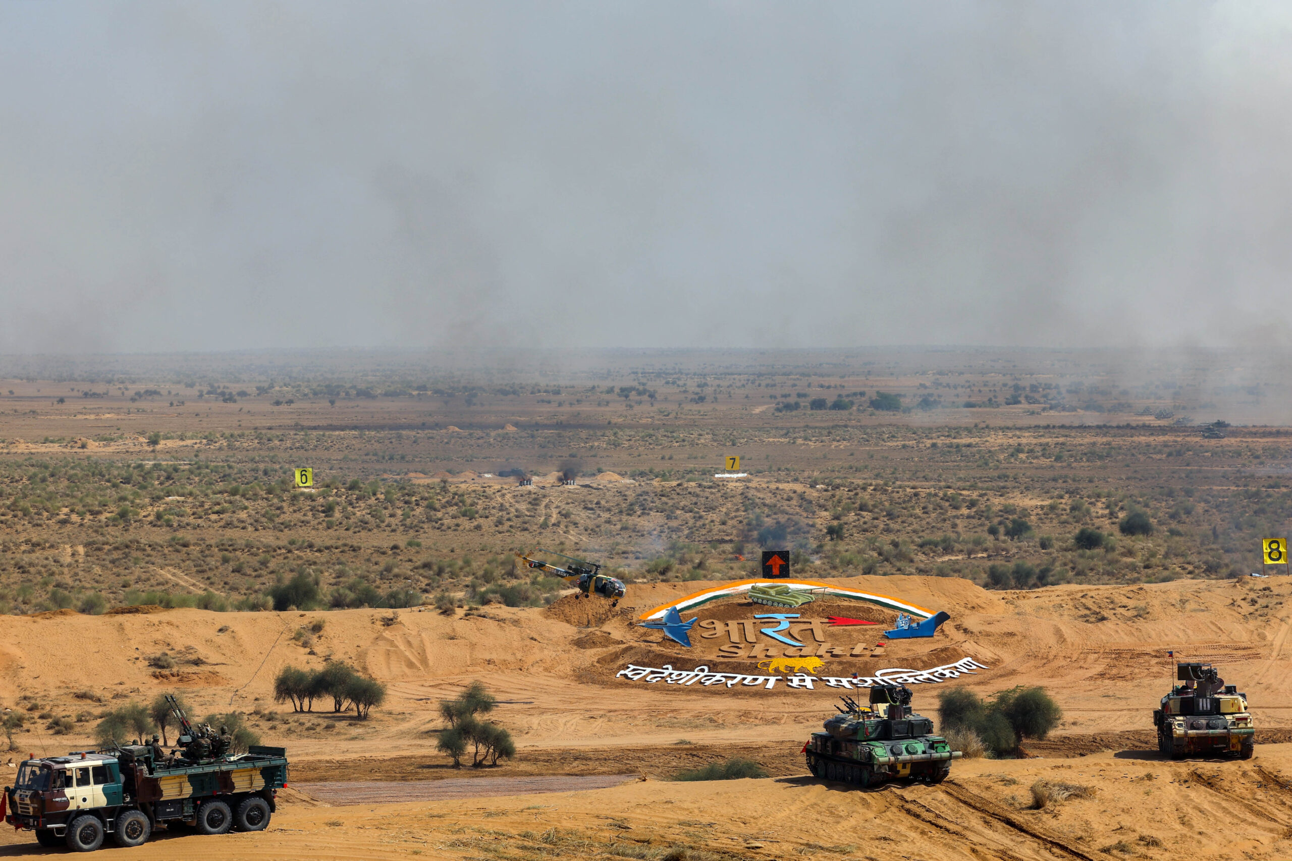 पोखरण फील्ड फायरिंग रेंज में बने दुश्मन के घर में घुसे कमांडो