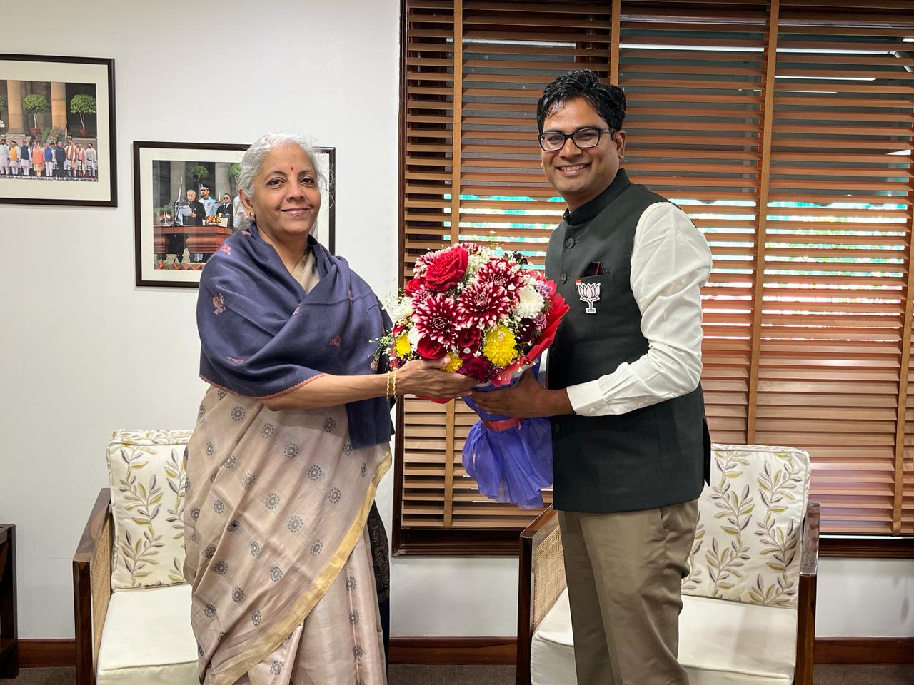 छत्तीसगढ़ के वित्त मंत्री श्री ओपी चौधरी ने केंद्रीय वित्त मंत्री सुश्री निर्मला सीतारमण से की मुलाकात