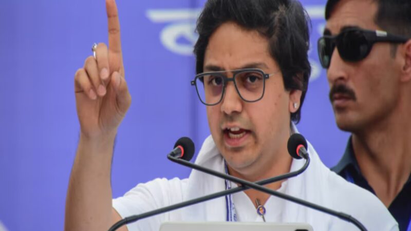 -आकाश आनंद का विवादित बयान, हिंसा भड़काने का केस‘बीजेपी वाले आएं तो चप्पल-जूते मारो’