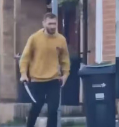 लंदन में स्टेशन के पास युवक ने तलवार से कई लोगों पर किया प्रहार