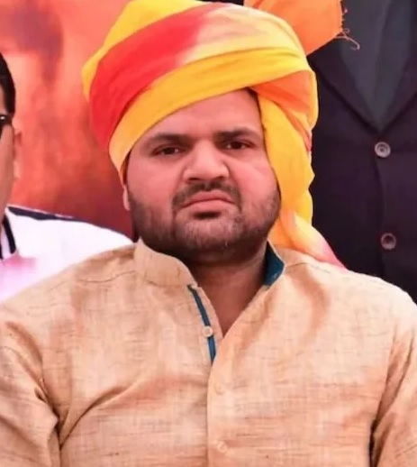 बृजभूषण की जगह उसके बेटे करण को मिली टिकट