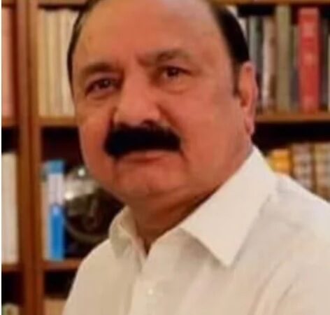 अमेठी में कांग्रेस प्रत्याशी शर्मा का रोड शो, बोले- जनता हमारे साथ